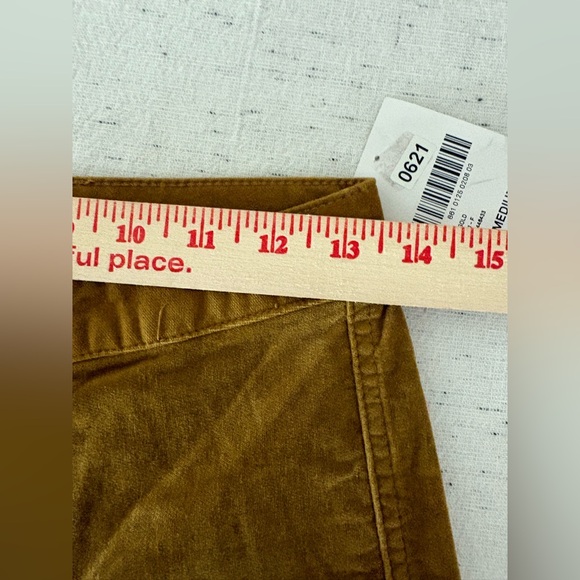 Forever 21 Women’s Bootcut Velvet High Rise Pants Gold Medium. New w tag - Picture 7 of 8